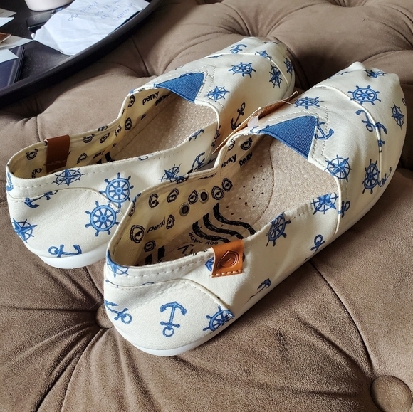 NWT Perky Nautical print Espadrilles size 8 Womens - Picture 2 of 2